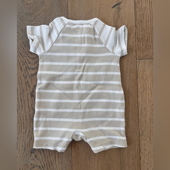 Baby Gap Short Romper Tan Brown Stripes 0-3 months Summer Onsie - Picture 3 of 5